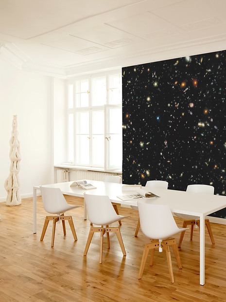 Bildtapete Juri 01 - Juri im Besprechungsraum