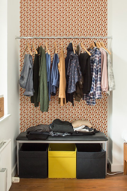 Mustertapete Flores 03 - Flores 03 in der Garderobe